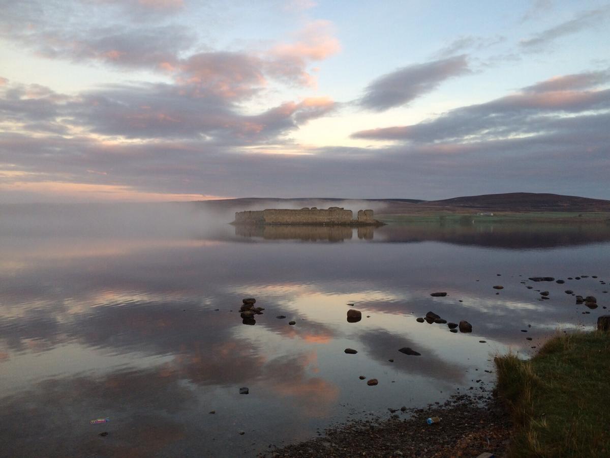 Grantown-on-Spey Dava School House Bed & Breakfast エクステリア 写真